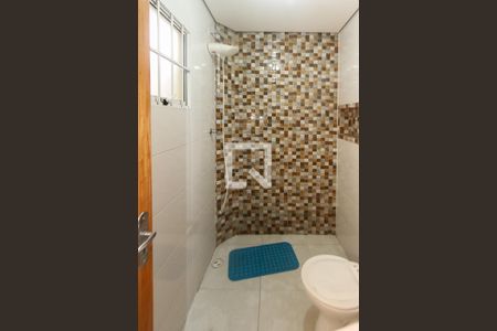 Casa de condomínio para alugar com 28m², 1 quarto e sem vagaBanheiro