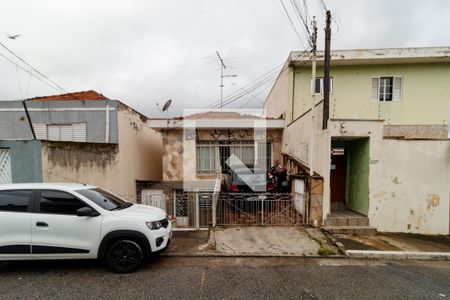 Casa à venda com 76m², 2 quartos e 1 vaga Casa à venda com 76m², 2 quartos e 1 vagaFachada