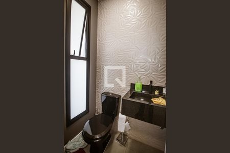 Casa à venda com 132m², 3 quartos e 2 vagasLavabo