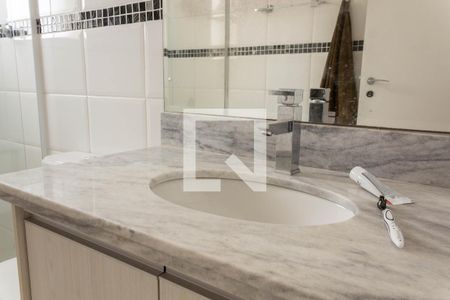 Apartamento à venda com 239m², 4 quartos e 4 vagasBanheiro da Suíte 4