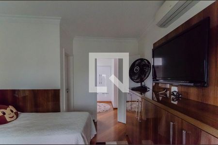 Apartamento à venda com 320m², 4 quartos e 5 vagasSuíte 2