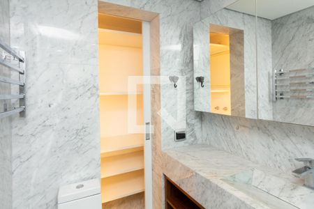 Apartamento para alugar com 78m², 1 quarto e 2 vagasBanheiro da Suíte