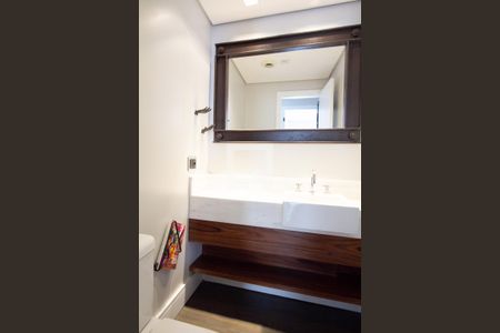 Lavabo de apartamento para alugar com 1 quarto, 78m² em Vila Nova Conceição, São Paulo