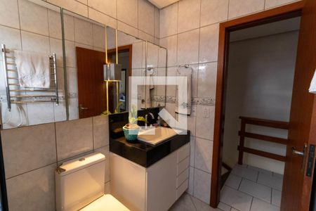 Casa à venda com 148m², 3 quartos e 3 vagas Casa à venda com 148m², 3 quartos e 3 vagasBanheiro