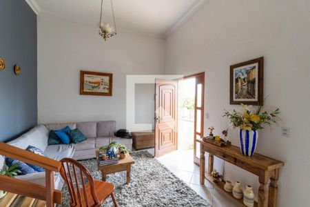 Sala de casa à venda com 3 quartos, 148m² em Ipanema, Porto Alegre