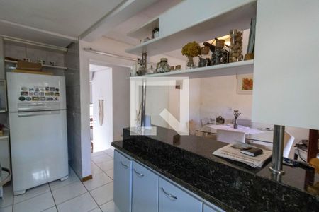 Casa à venda com 148m², 3 quartos e 3 vagas Casa à venda com 148m², 3 quartos e 3 vagasCozinha