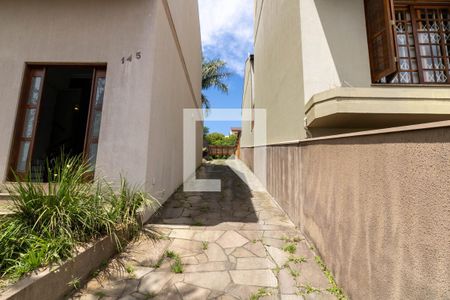 Casa à venda com 148m², 3 quartos e 3 vagas Casa à venda com 148m², 3 quartos e 3 vagasCorredor