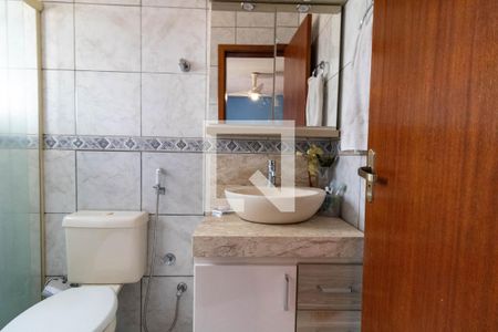 Casa à venda com 148m², 3 quartos e 3 vagas Casa à venda com 148m², 3 quartos e 3 vagasBanheiro da Suíte