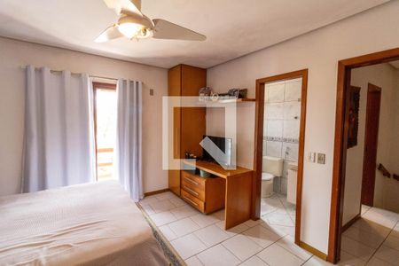 Casa à venda com 148m², 3 quartos e 3 vagas Casa à venda com 148m², 3 quartos e 3 vagasSuíte