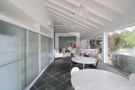 Apartamento à venda com 95m², 2 quartos e 2 vagas Apartamento à venda com 95m², 2 quartos e 2 vagasÁrea comum