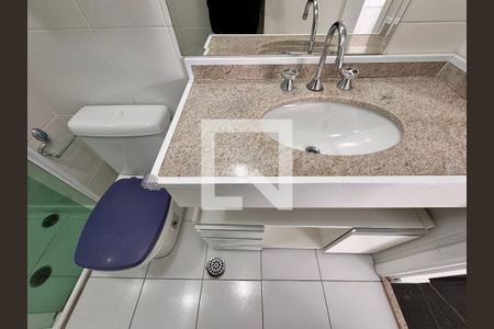 Apartamento à venda com 85m², 2 quartos e 2 vagasBanheiro da Suíte