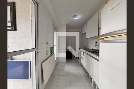 Apartamento à venda com 85m², 2 quartos e 2 vagasCozinha