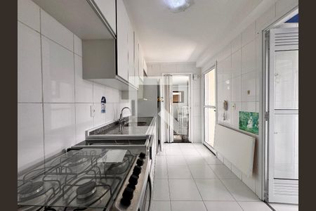 Apartamento à venda com 85m², 2 quartos e 2 vagasCozinha