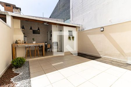 Casa à venda com 162m², 3 quartos e 4 vagasQuintal
