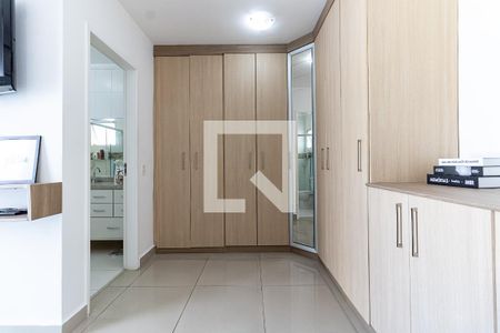 Casa à venda com 162m², 3 quartos e 4 vagasSuíte 1