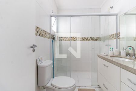 Casa à venda com 162m², 3 quartos e 4 vagasBanheiro da Suíte 1