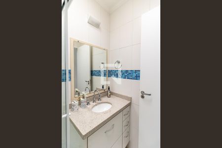 Casa à venda com 162m², 3 quartos e 4 vagasBanheiro da Suíte 3