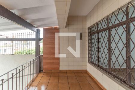 Casa à venda com 300m², 4 quartos e 2 vagasEntrada