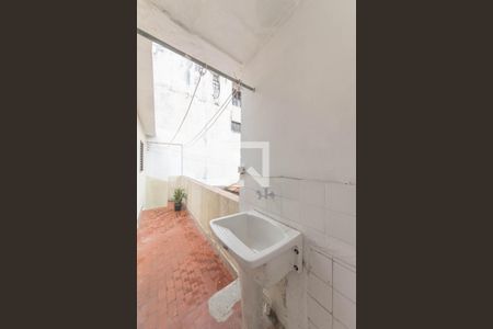 Casa à venda com 300m², 4 quartos e 2 vagasCasa 2 - Lavanderia