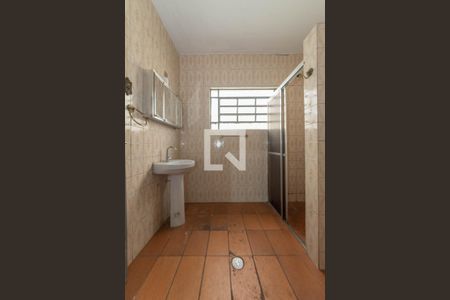 Casa à venda com 300m², 4 quartos e 2 vagasBanheiro