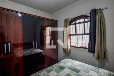 Casa à venda com 200m², 4 quartos e 4 vagas Casa à venda com 200m², 4 quartos e 4 vagasSuíte 1