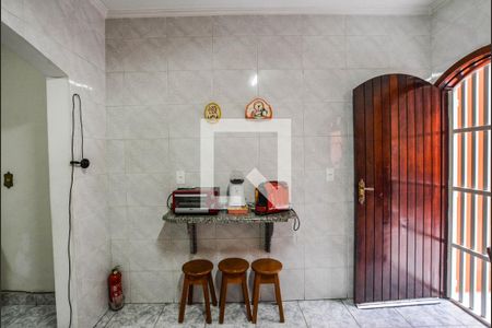 Casa à venda com 200m², 4 quartos e 4 vagas Casa à venda com 200m², 4 quartos e 4 vagasCozinha