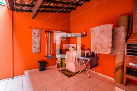 Casa à venda com 200m², 4 quartos e 4 vagas Casa à venda com 200m², 4 quartos e 4 vagasÁrea de Serviço