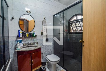 Casa à venda com 200m², 4 quartos e 4 vagas Casa à venda com 200m², 4 quartos e 4 vagasBanheiro da Suíte 2
