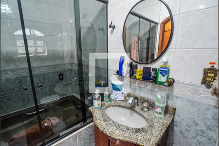 Casa à venda com 200m², 4 quartos e 4 vagas Casa à venda com 200m², 4 quartos e 4 vagasBanheiro da Suíte 2