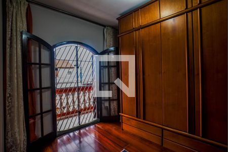 Casa à venda com 200m², 4 quartos e 4 vagas Casa à venda com 200m², 4 quartos e 4 vagasSuíte 2