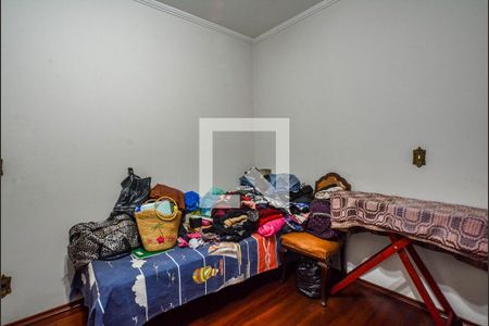 Casa à venda com 200m², 4 quartos e 4 vagas Casa à venda com 200m², 4 quartos e 4 vagasQuarto 1