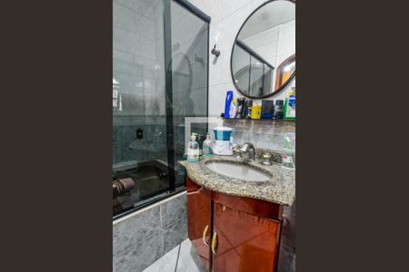 Casa à venda com 200m², 4 quartos e 4 vagas Casa à venda com 200m², 4 quartos e 4 vagasBanheiro da Suíte 2