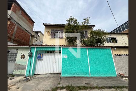 Casa de condomínio à venda com 112m², 4 quartos e 1 vagaFachada