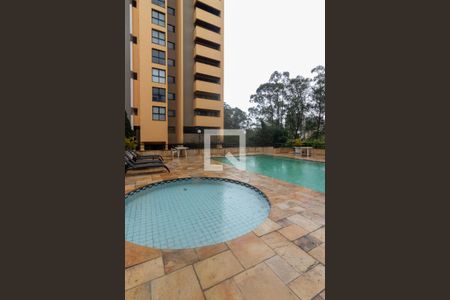 Apartamento à venda com 166m², 3 quartos e 3 vagasÁrea comum - Piscina