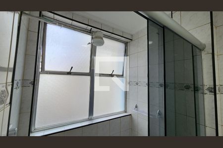 Apartamento para alugar com 77m², 1 quarto e sem vagaBanheiro