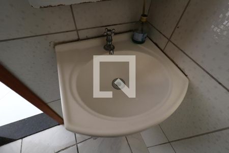 Apartamento à venda com 67m², 2 quartos e 1 vagaBanheiro Social - Pia