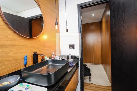 Apartamento à venda com 88m², 1 quarto e 2 vagasBanheiro da Suite