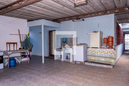 Casa para alugar com 120m², 2 quartos e 2 vagas Casa para alugar com 120m², 2 quartos e 2 vagasÁrea de serviço