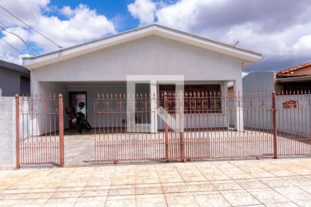 Fachada de casa para alugar com 2 quartos, 120m² em Cidade Jardim I, Americana
