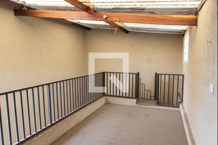 Casa de condomínio à venda com 175m², 3 quartos e 4 vagasTerraço da edícula