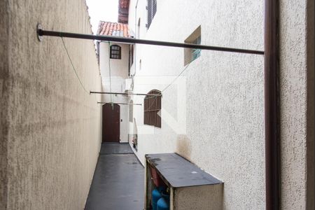Casa de condomínio à venda com 175m², 3 quartos e 4 vagasQuintal