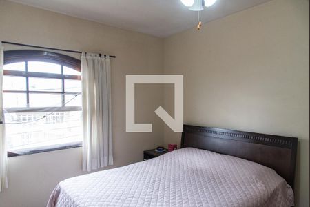 Casa de condomínio à venda com 175m², 3 quartos e 4 vagasSuíte