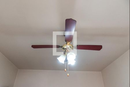 Casa de condomínio à venda com 175m², 3 quartos e 4 vagasQuarto 1