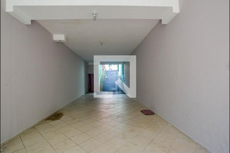 Garagem de casa à venda com 3 quartos, 270m² em Parque Novo Oratório, Santo André