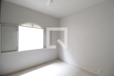 Casa para alugar com 400m², 4 quartos e 8 vagasQuarto 2