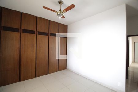 Casa para alugar com 400m², 4 quartos e 8 vagasQuarto 3 - Suíte