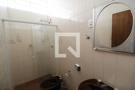 Casa para alugar com 400m², 4 quartos e 8 vagasBanheiro do Quarto 3