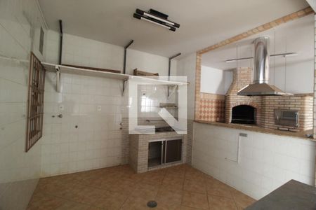 Casa para alugar com 400m², 4 quartos e 8 vagasÁrea de Serviço