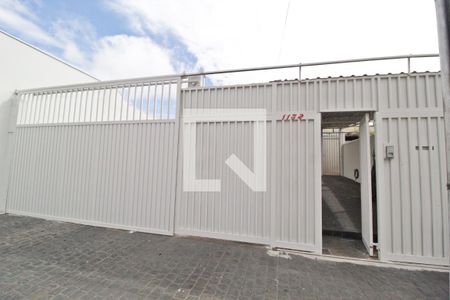 Casa para alugar com 400m², 4 quartos e 8 vagasFachada