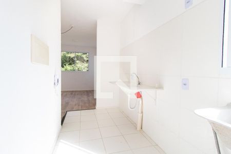 Apartamento à venda com 40m², 2 quartos e 1 vaga Apartamento à venda com 40m², 2 quartos e 1 vagaCozinha e Área de Serviço